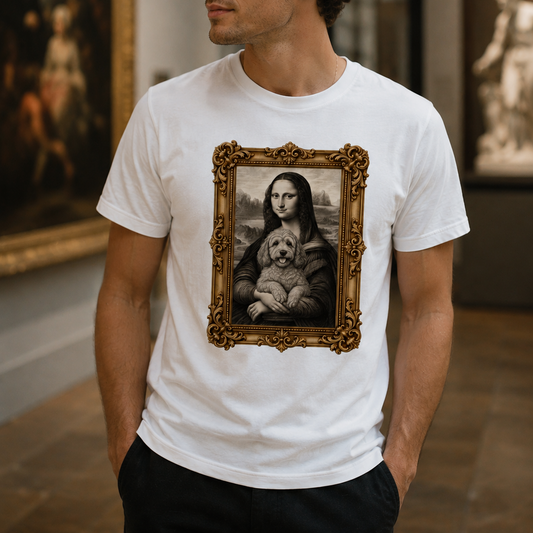 Personalisiertes Unisex-Tshirt - Mona Lisa hat deinen Hund auf dem Arm